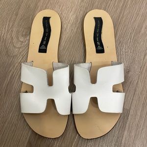 Steven by Steve Madden White Greece Oran Sandal Size 8